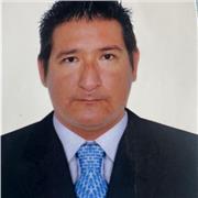 Tengo estudios Universitarios, poseo buena ortografía y principios éticos y morales.